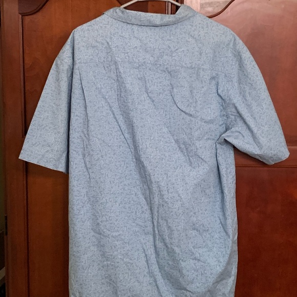 Columbia Mens light blue shirt sleeve button down shirt Size XL - Picture 4 of 4